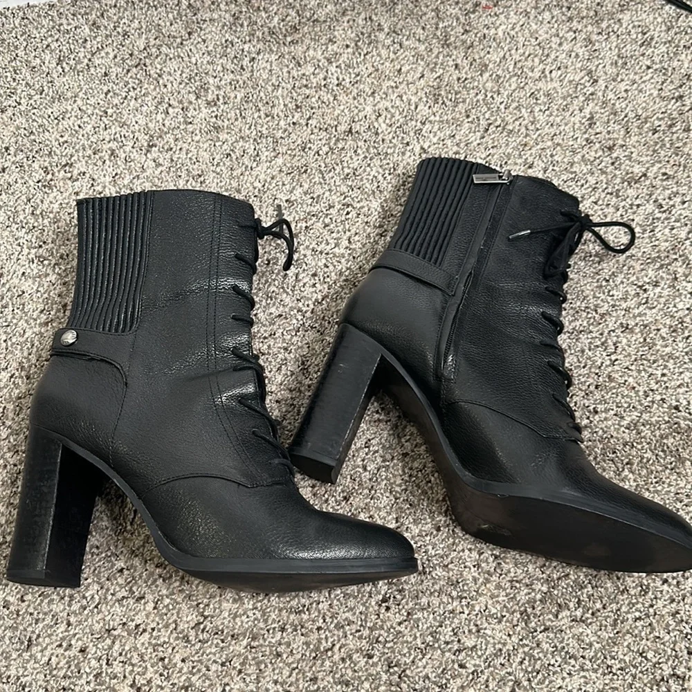 Michael kors black lace up carrigan boots size 11M
